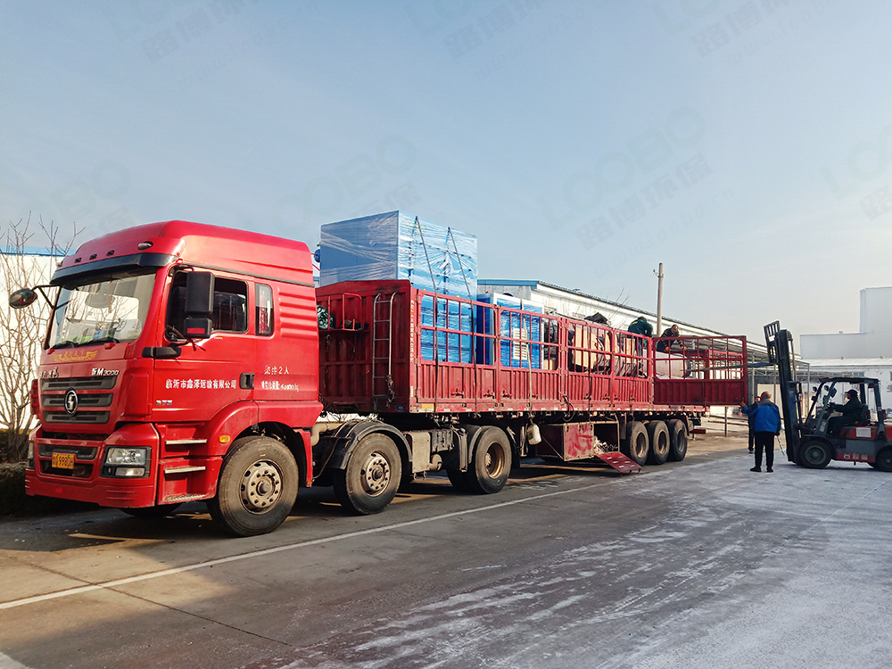 濾筒除塵器發(fā)貨 (3).jpg 濾筒除塵器發(fā)貨 (3).jpg