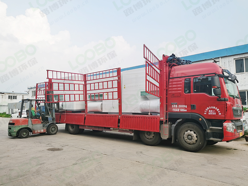 濾筒除塵器發(fā)往江西某汽車制造企業(yè).jpg 濾筒除塵器發(fā)往江西某汽車制造企業(yè).jpg